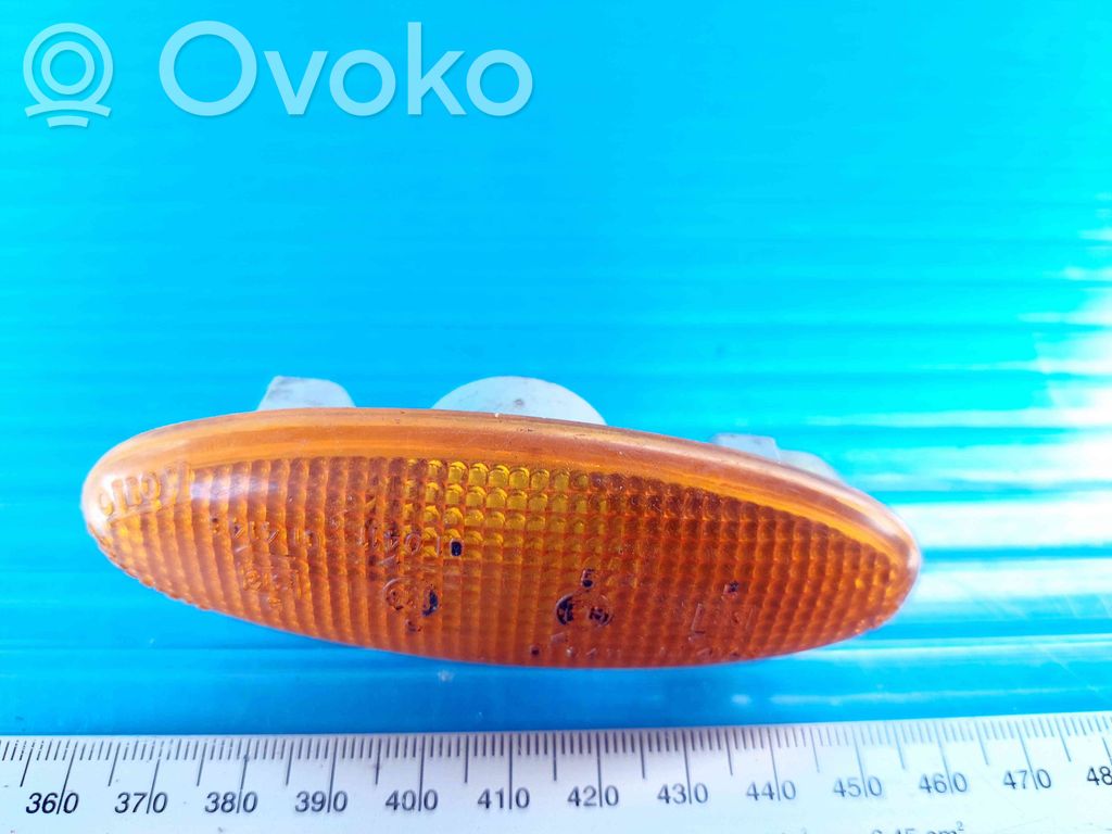 Mazda 626 Front fender indicator light 