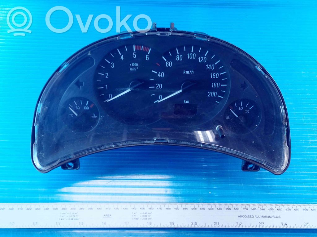 Opel Combo C Spidometras (prietaisų skydelis) 