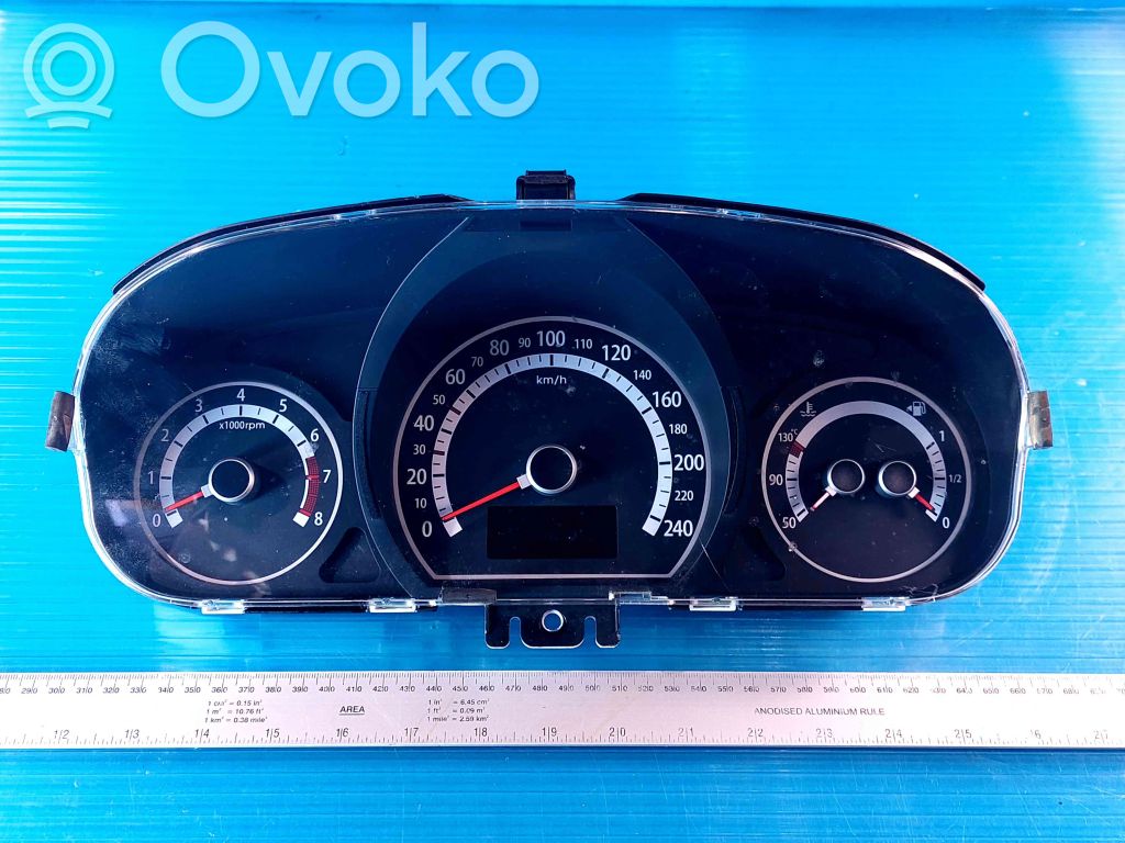 Speedometer (instrument cluster)   940231H080