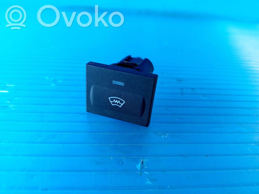 Windscreen/window heater switch   3M5T18K574