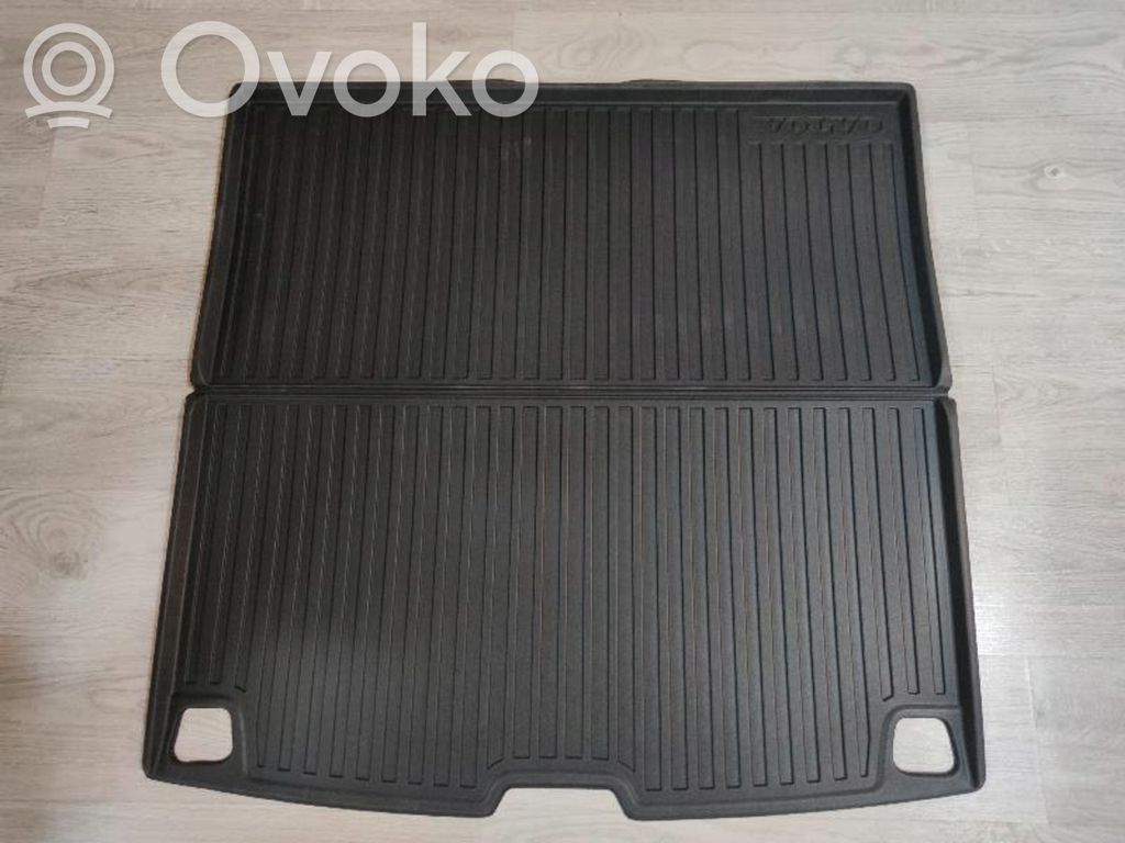 Volvo V60 Gumowa mata bagażnika 