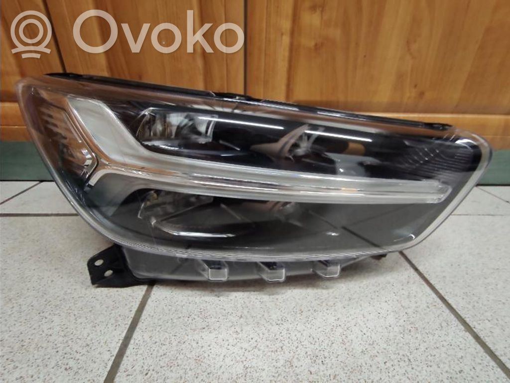 Volvo XC40 Scheinwerfer 