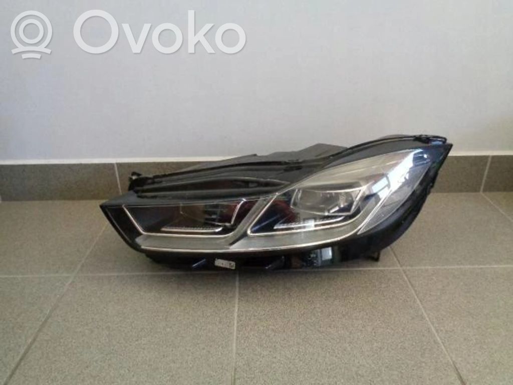 Jaguar I-Pace Etu-/Ajovalo 