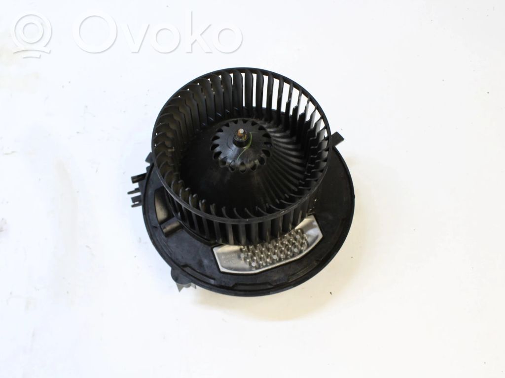 Heater fan/blower   5WB819015