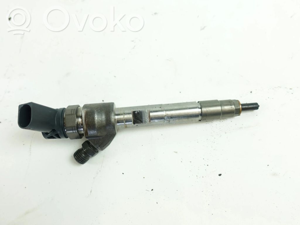 Toyota Avensis T270 Fuel injector 