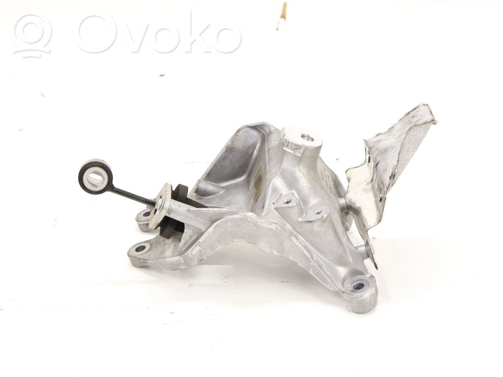 Audi A5 Engine mount bracket 