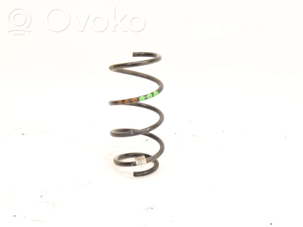 Front coil spring   2Q04