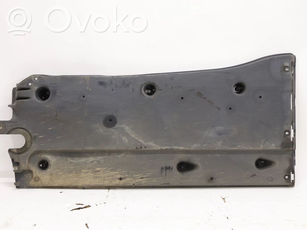 Placa protectora/protector antisalpicaduras motor   5R3825202A
