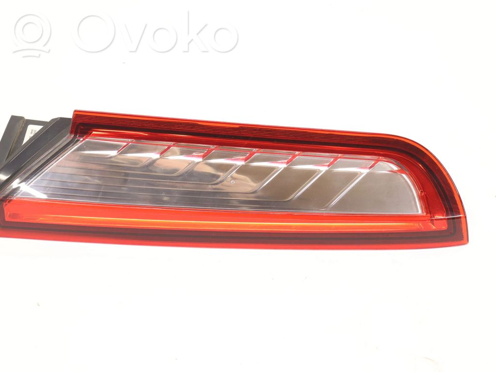 Reflektor vorne   DT1113A603AD