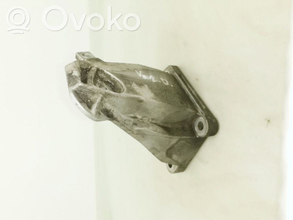 BMW 6 E63 E64 Engine mounting bracket 