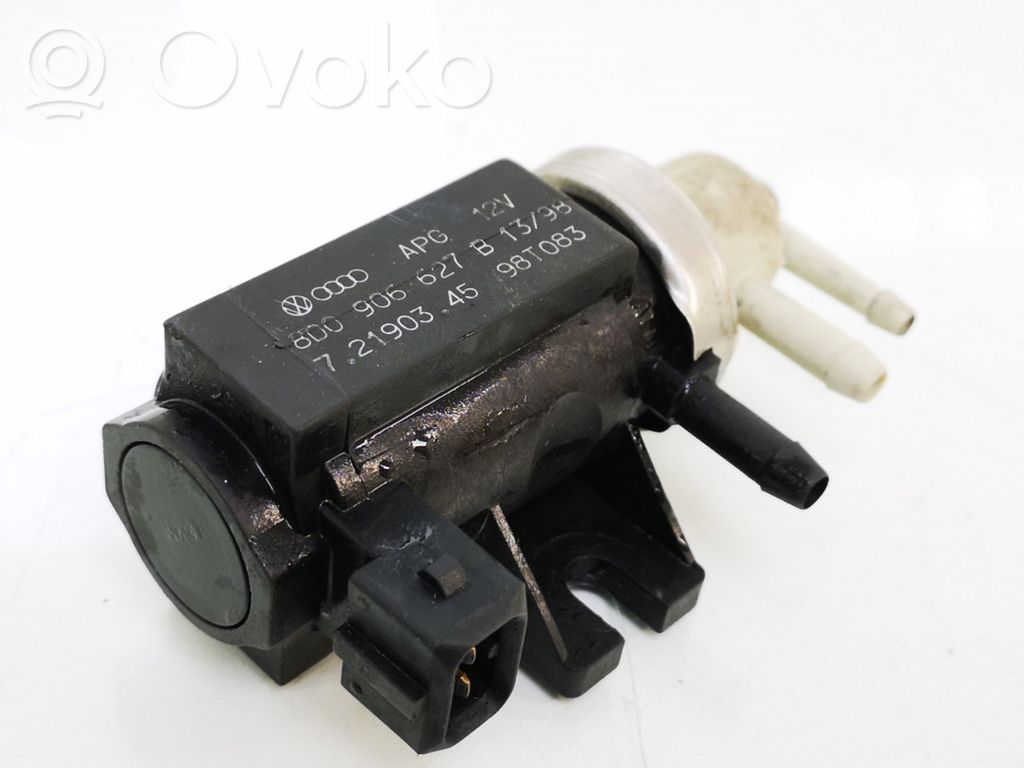 Audi A4 S4 B5 8D Zawór podciśnienia / Elektrozawór turbiny 
