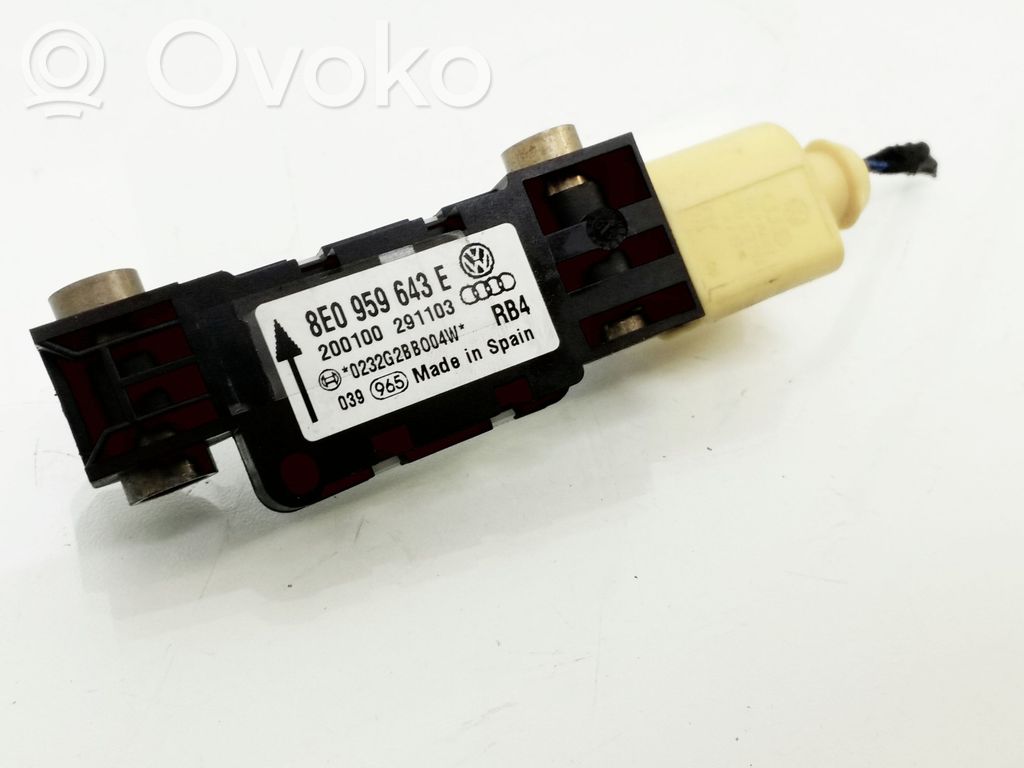 Audi A6 S6 C5 4B Czujnik uderzenia Airbag 