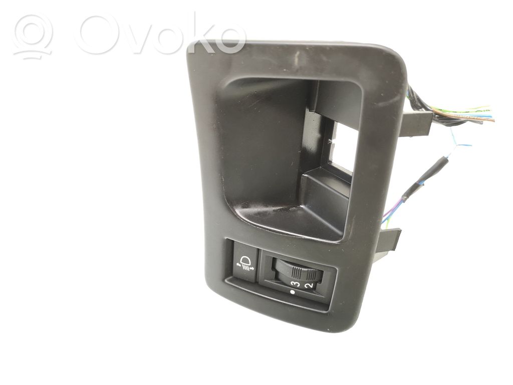 Peugeot 607 Headlight level height control switch 