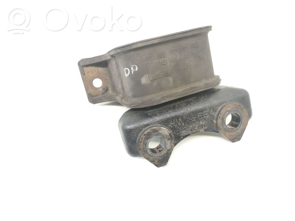 Opel Meriva A Engine mount bracket 
