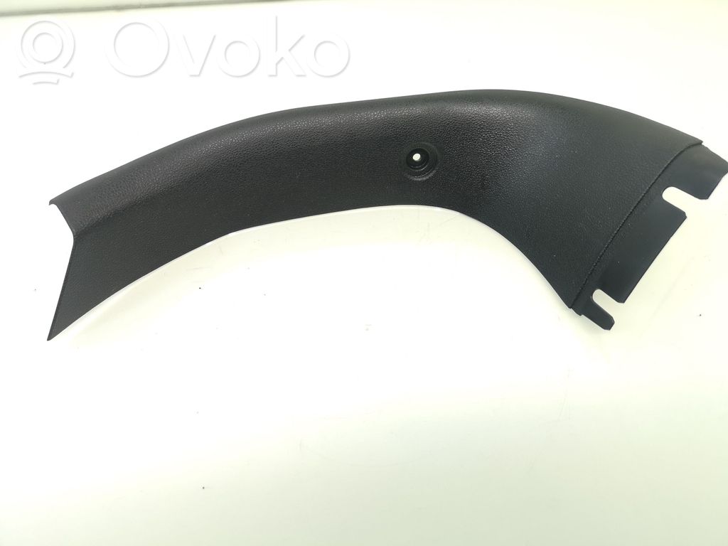 BMW 1 E81 E87 Tailgate/trunk side cover trim 
