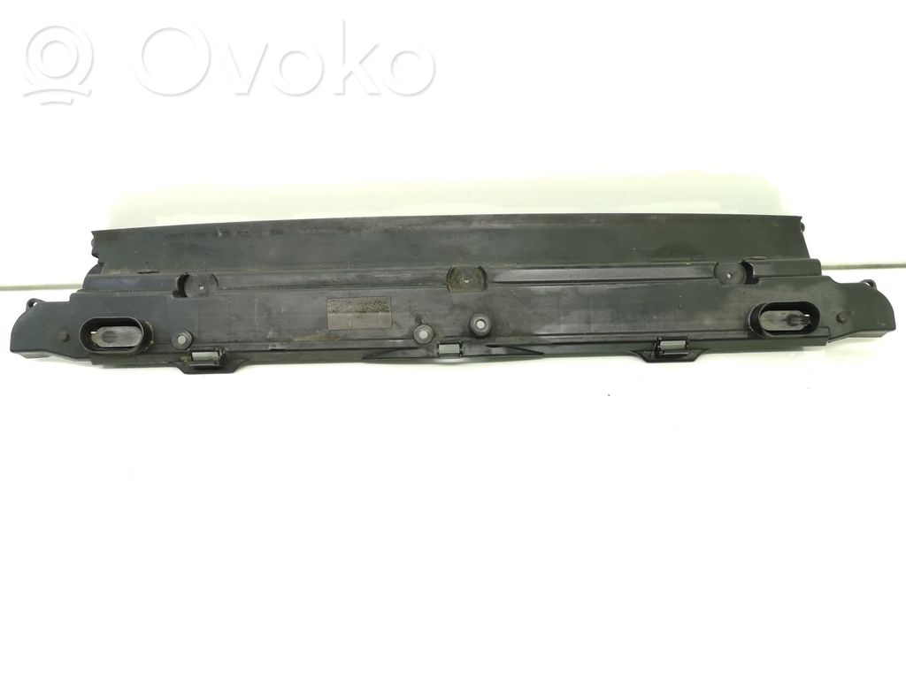 BMW 5 E60 E61 Viršutinė dalis radiatorių panelės (televizoriaus) 