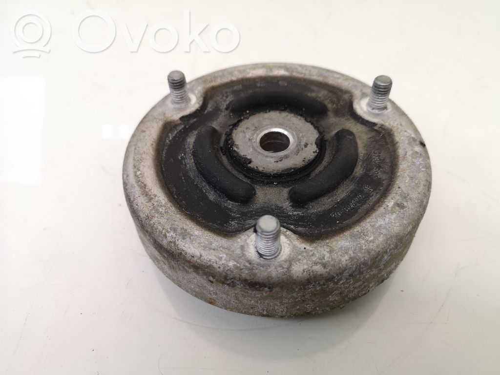 Front shock absorber mounting bracket   6753810,3352675381003