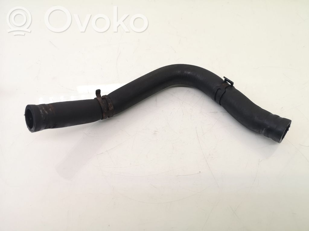 Volkswagen PASSAT B6 Engine coolant pipe/hose 