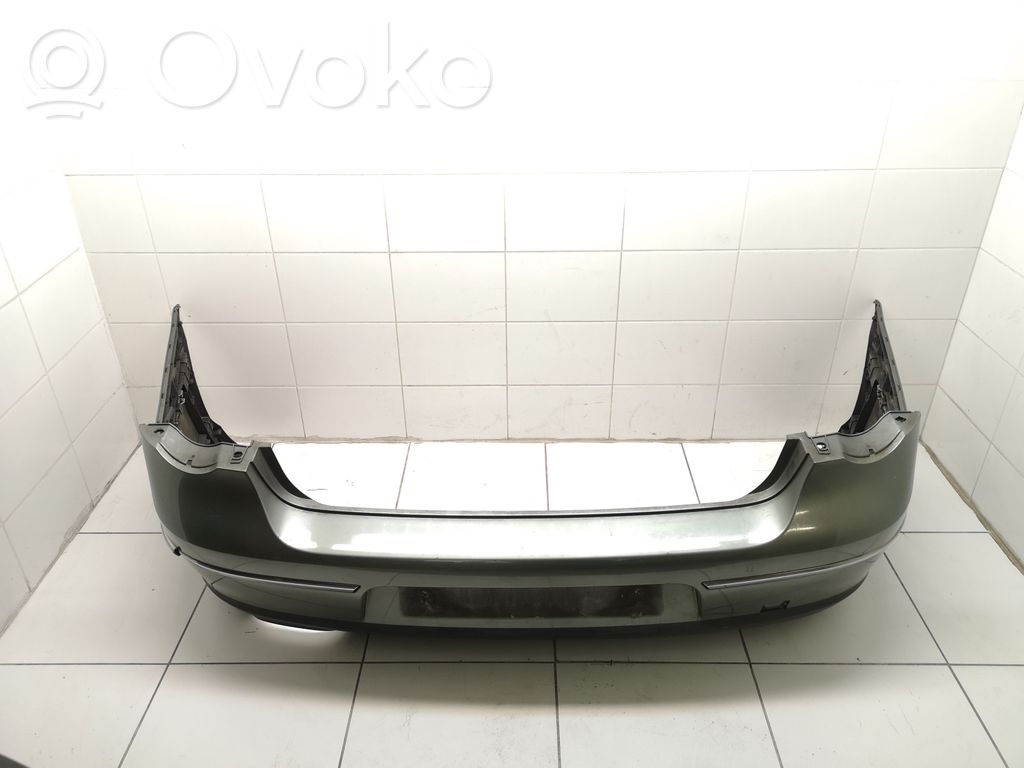 Volkswagen PASSAT B6 Parachoques 
