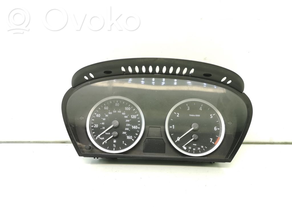 BMW 5 E60 E61 Speedometer (instrument cluster) 