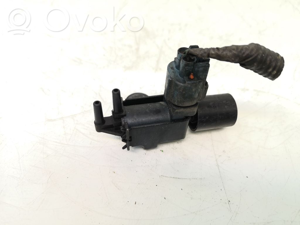 Volkswagen Golf I Válvula de vacío 