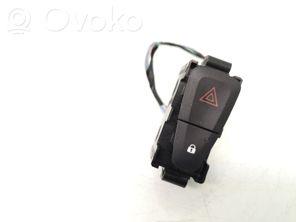 Renault Megane III Hazard light switch 