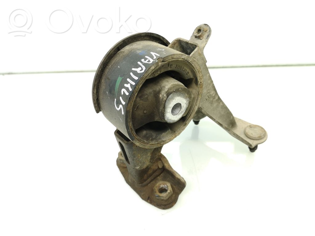 Toyota Verso Engine mount bracket 