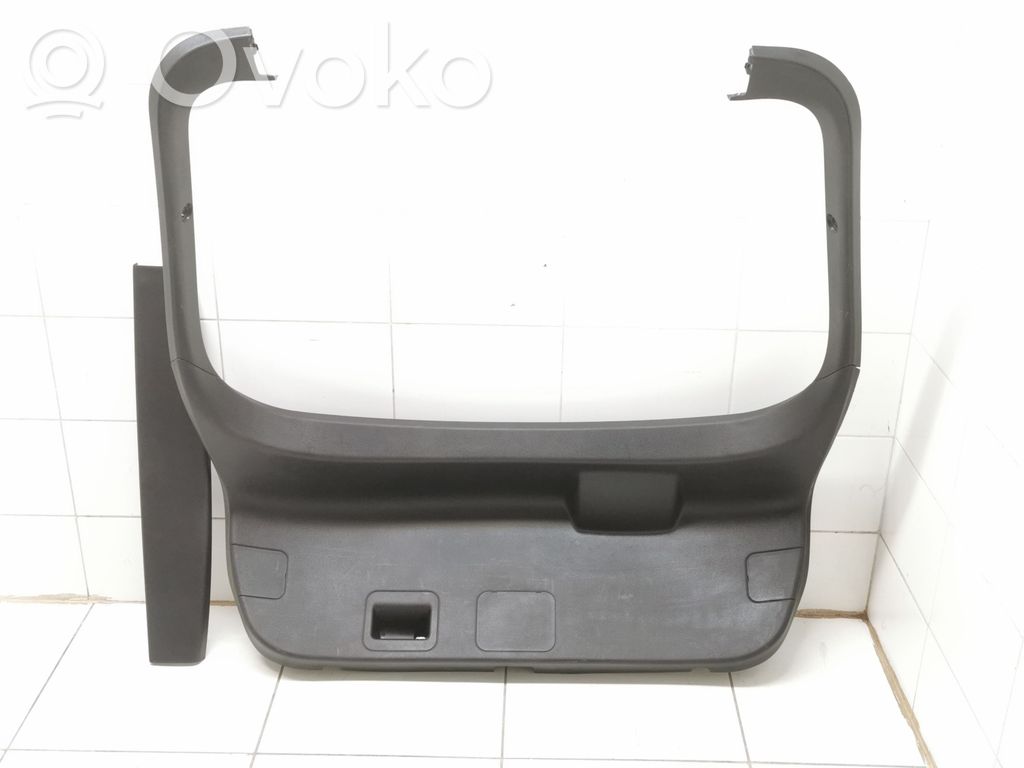 Mazda 6 Tailgate/boot cover trim set 