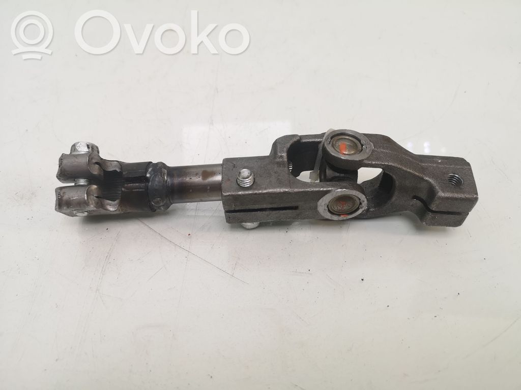 Toyota Avensis T250 Ohjauspylvään kokoonpano yleisnivel 