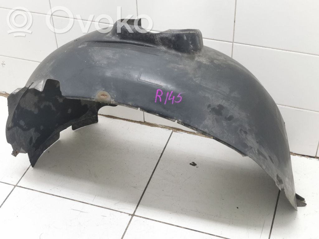Ford Focus Apakšspārns 