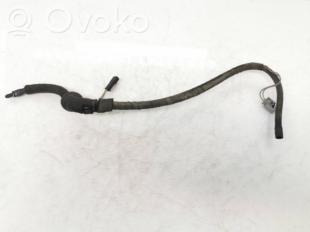 BMW X5 E70 Windshield washer fluid hose 