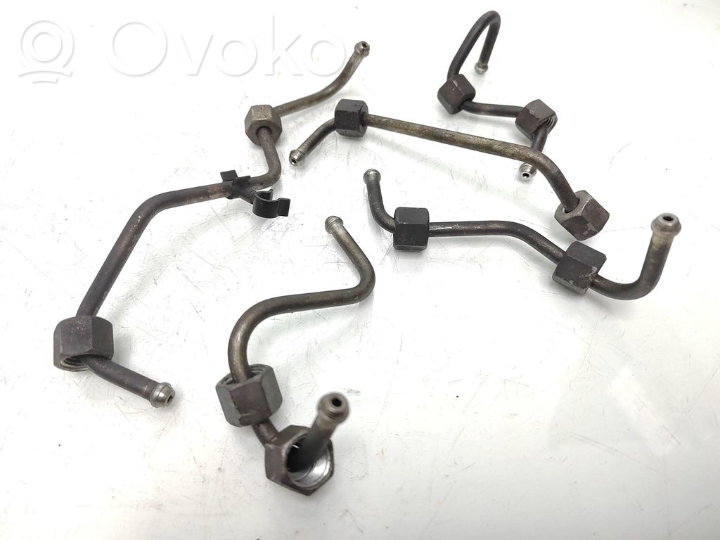 Chevrolet Orlando Degvielas iesmidzināšanas caurule (-es) 
