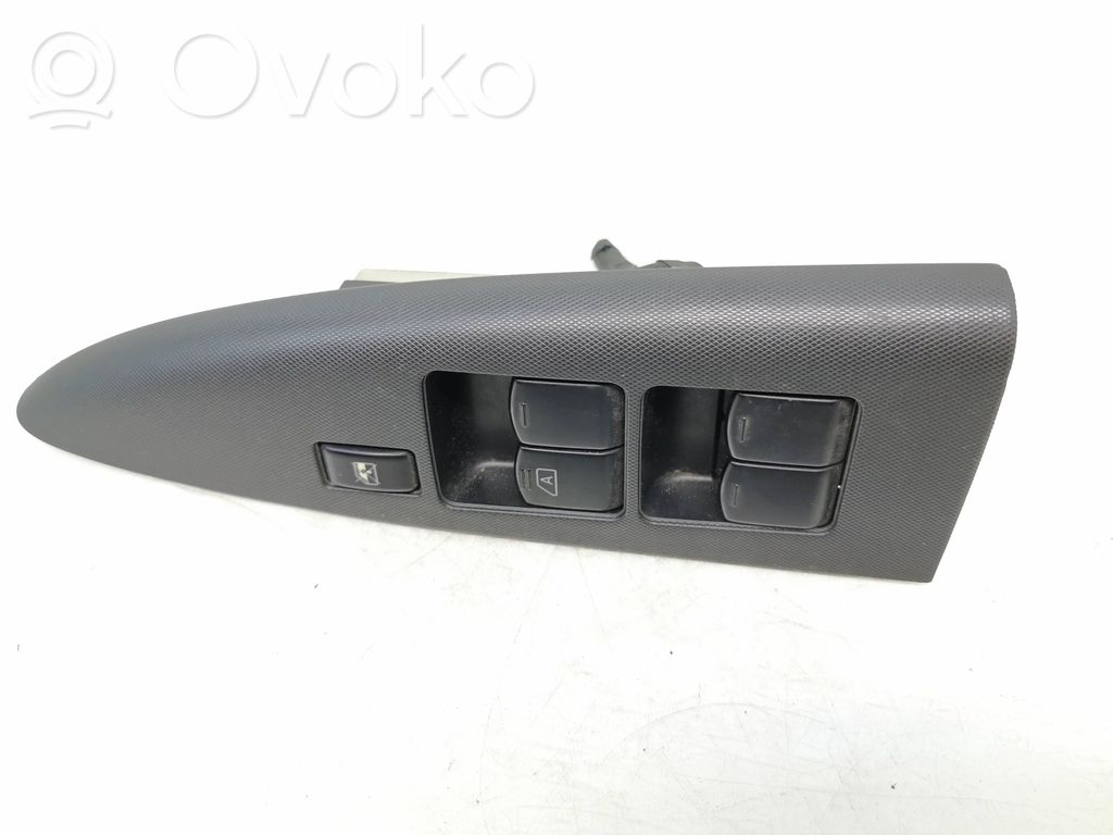 Nissan Note (E11) Electric window control switch 