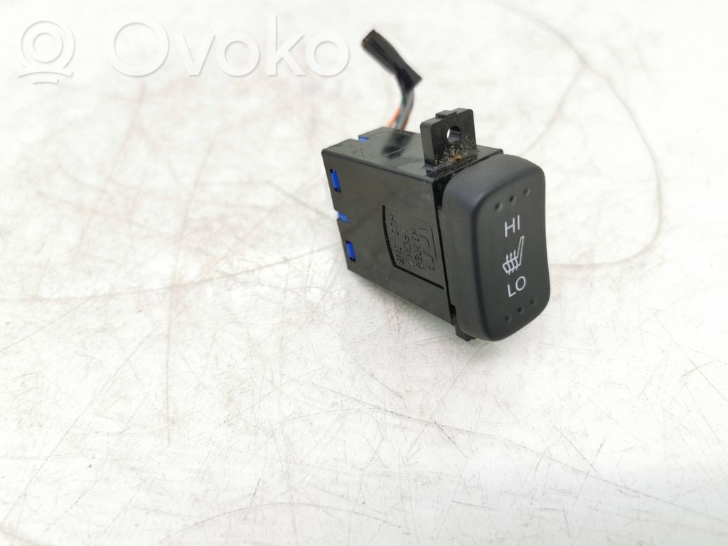 Interruptor de calefacción del asiento   M33026,M32044