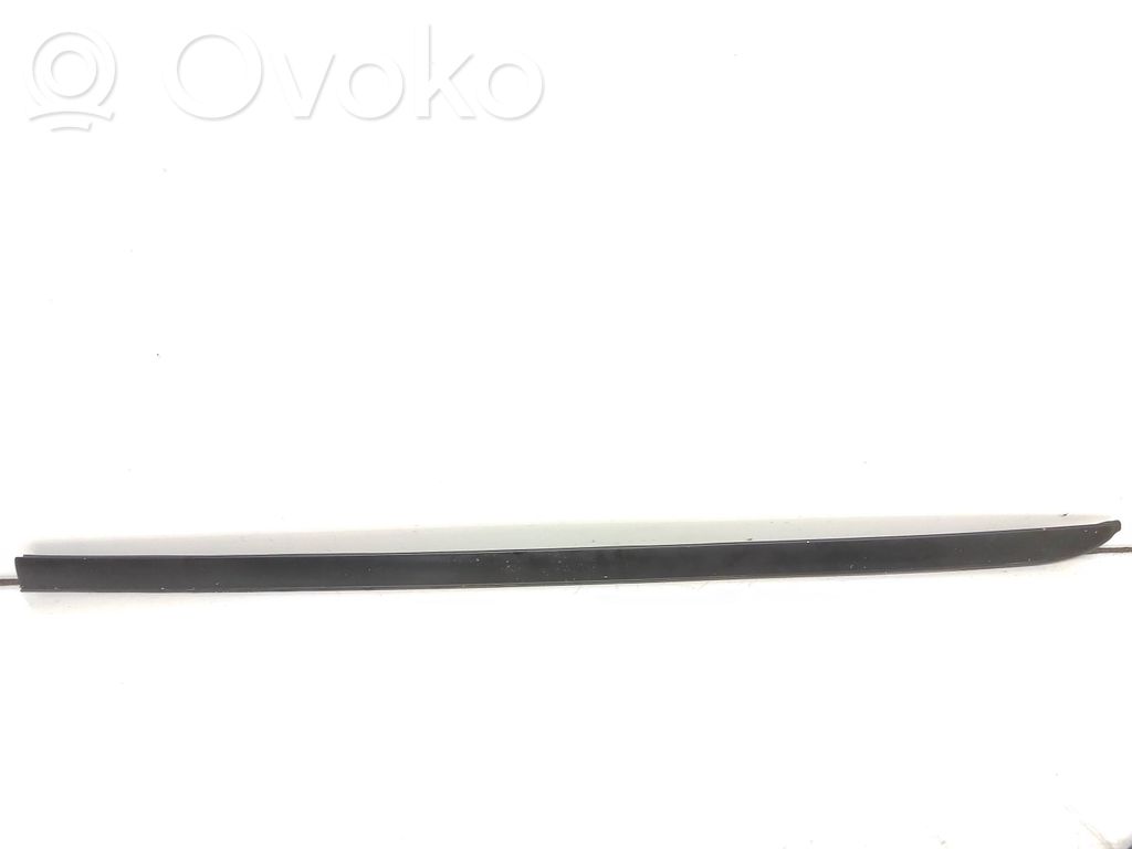 BMW 5 E60 E61 Windshield trim 