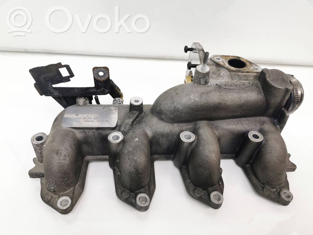 Intake manifold   4M5Q9424CD,170609,6944A17060,1363422,1369213,1387084,16100011,4M5G9424CD,4M5Q9424CA,4M5Q9424CB,4M5Q9424CC,930530773