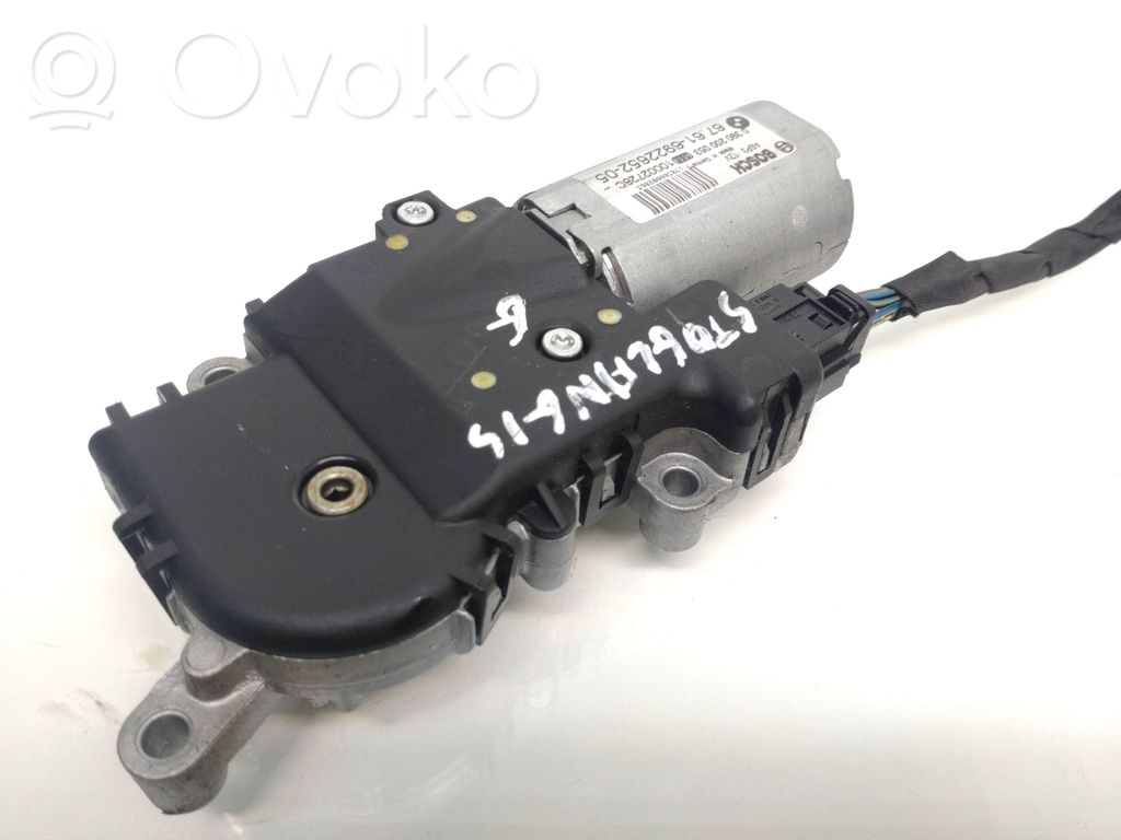 BMW 5 E60 E61 Motoriņš 