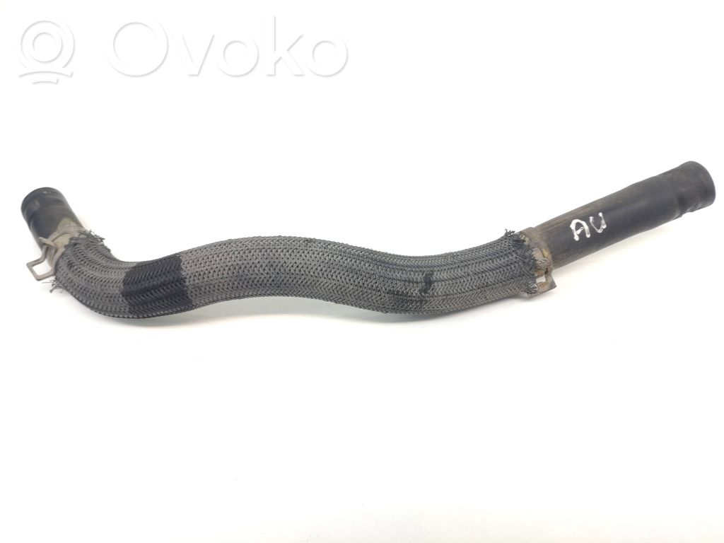 Toyota Auris E180 Caurulīte (-es) / šļūtene (-es) 