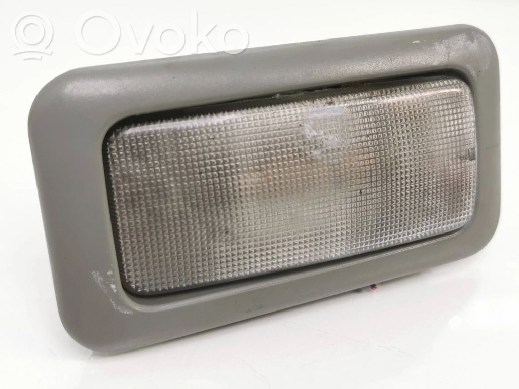Opel Vivaro Éclairage lumière plafonnier arrière 