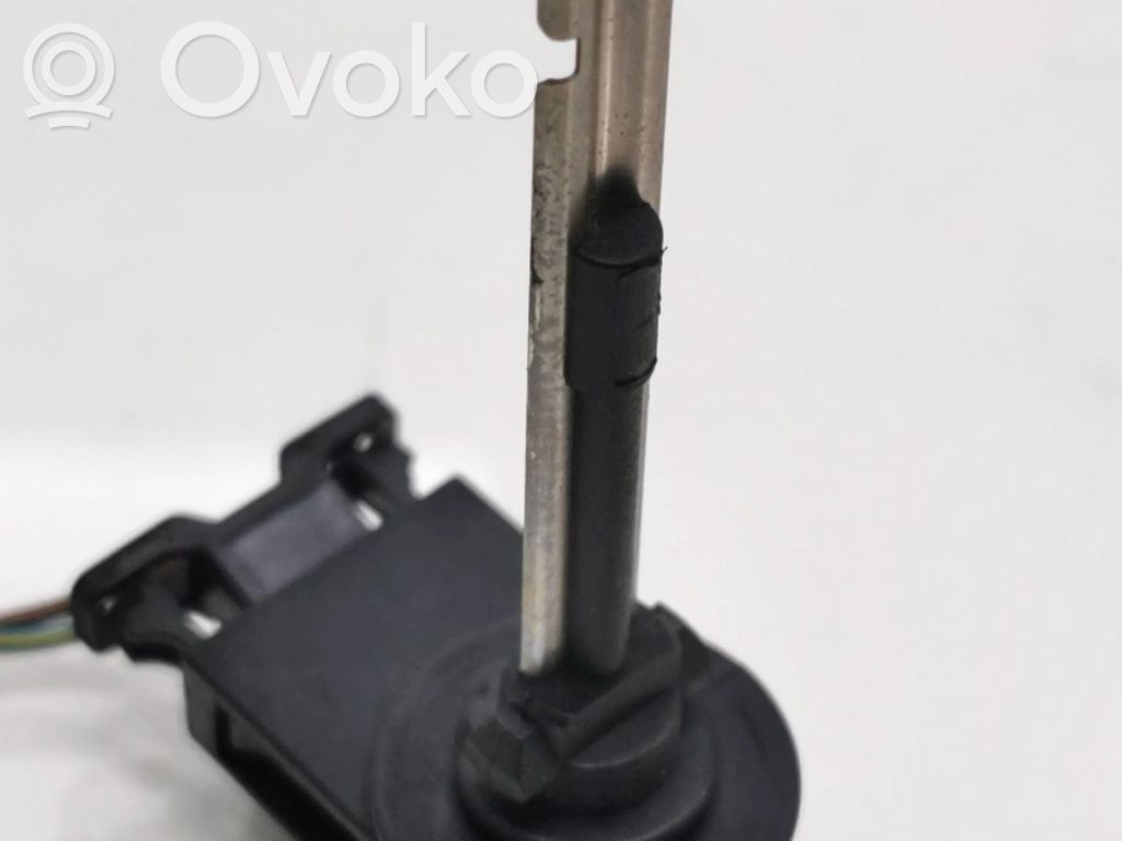 Interior temperature sensor   M7752001,107389781
