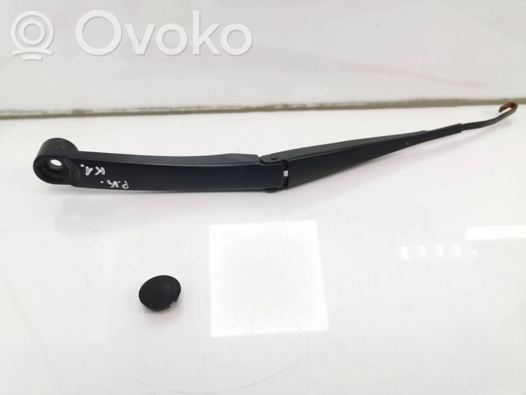 KIA Soul Front wiper blade arm 