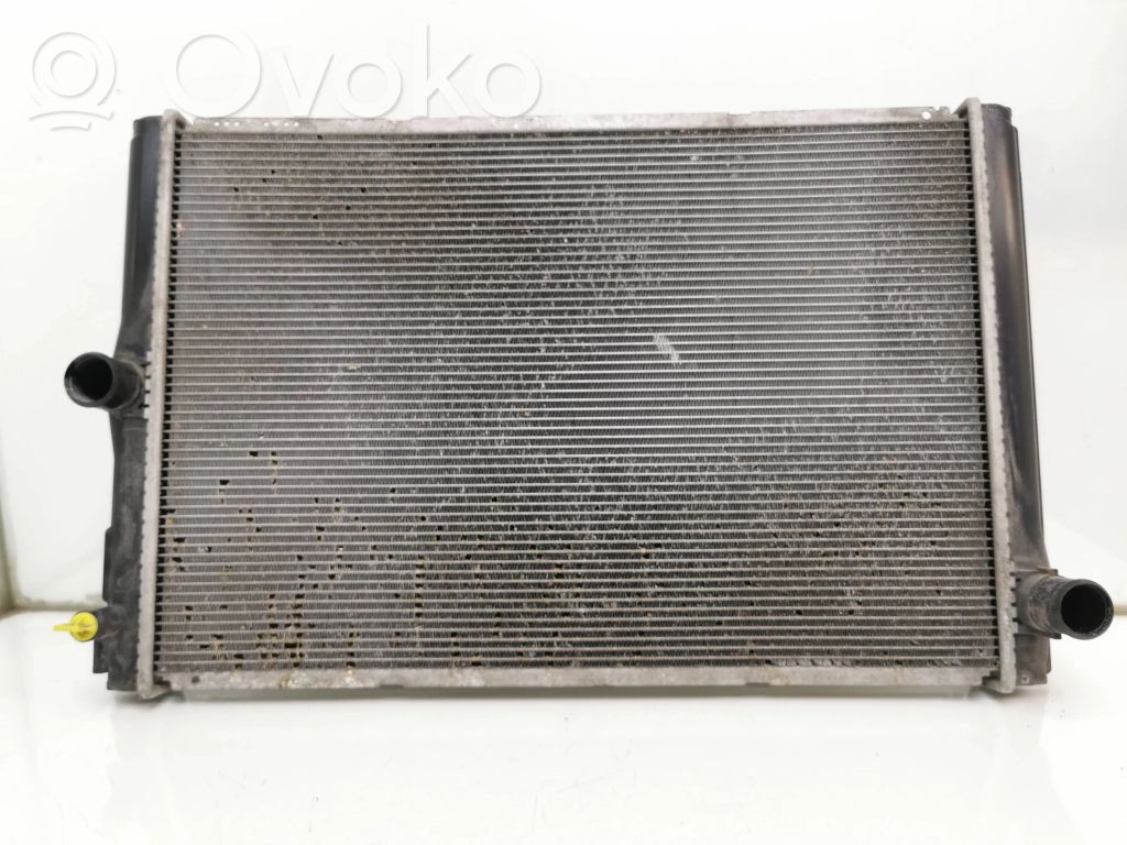 Toyota Auris E180 Radiator lichid răcire 
