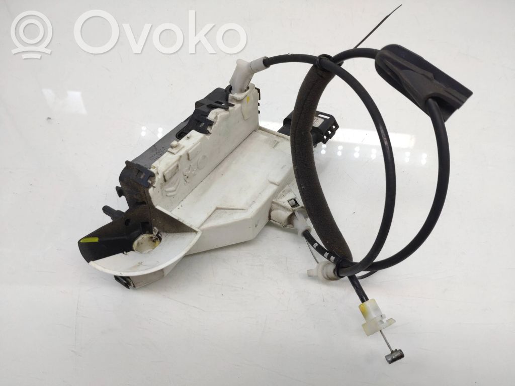 Citroen C3 Priekšpusē slēdzene 