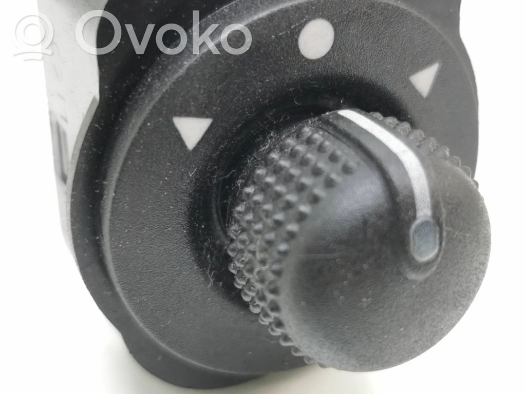 Fiat Doblo Veidrodėlių jungtukas 