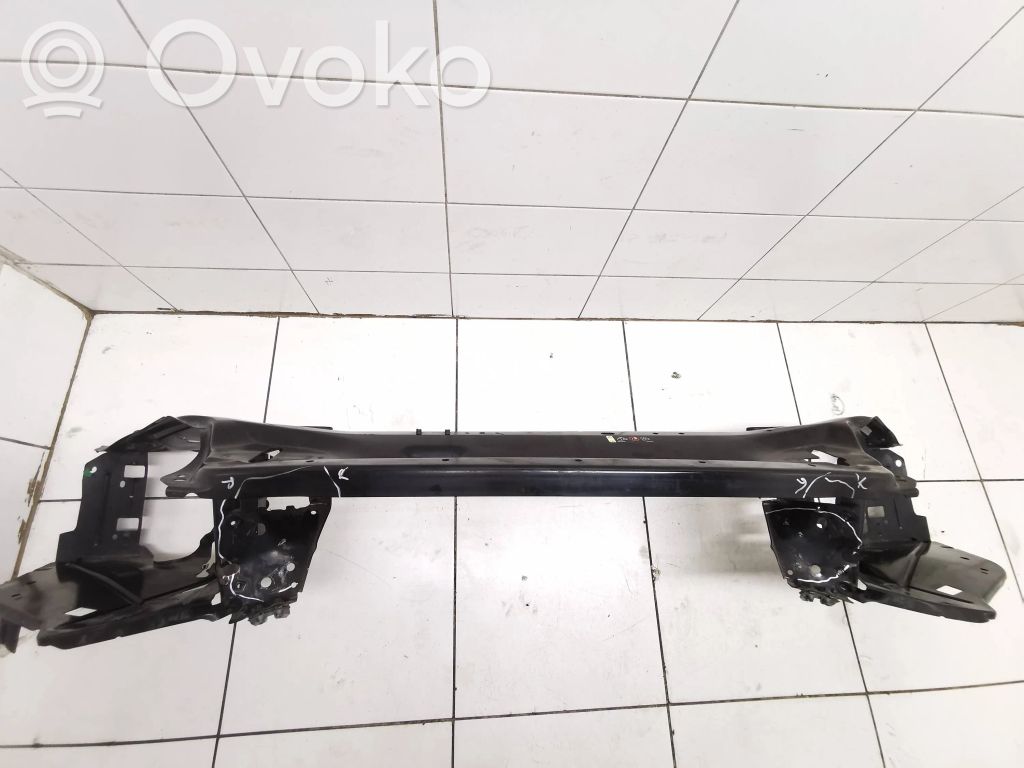 Volvo V70 Radiatoru panelis 