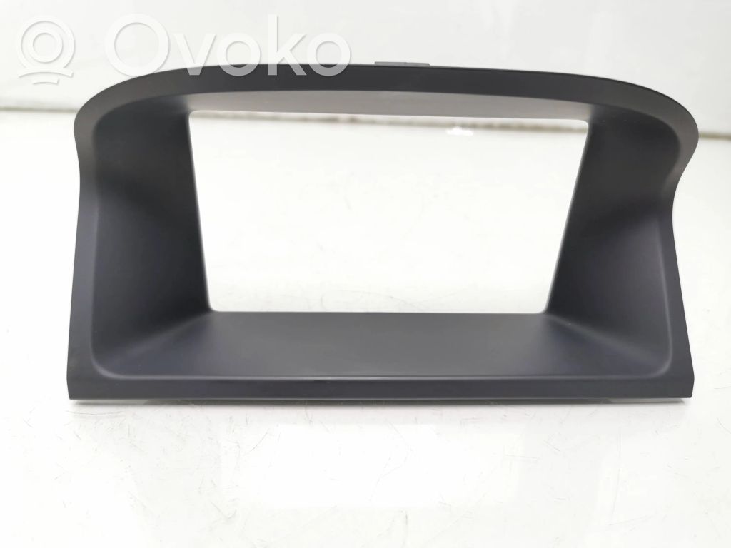 Volvo V70 Panel trim 