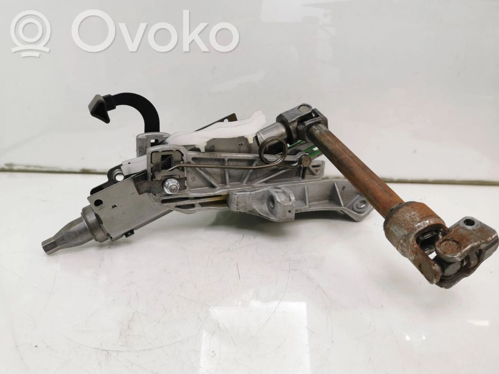 Volvo V70 Vairo rato ašis 