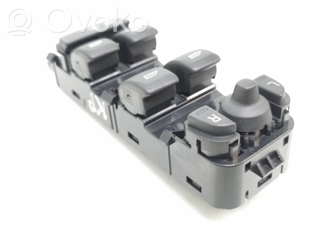 Volvo V70 Electric window control switch 