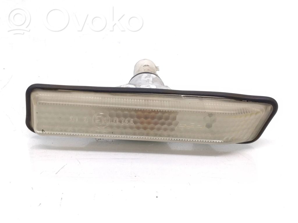 Front fender indicator light   2492180,63132492180,63132492180