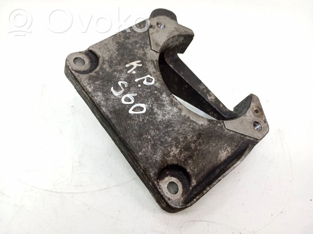 BMW 5 E60 E61 Engine mounting bracket 